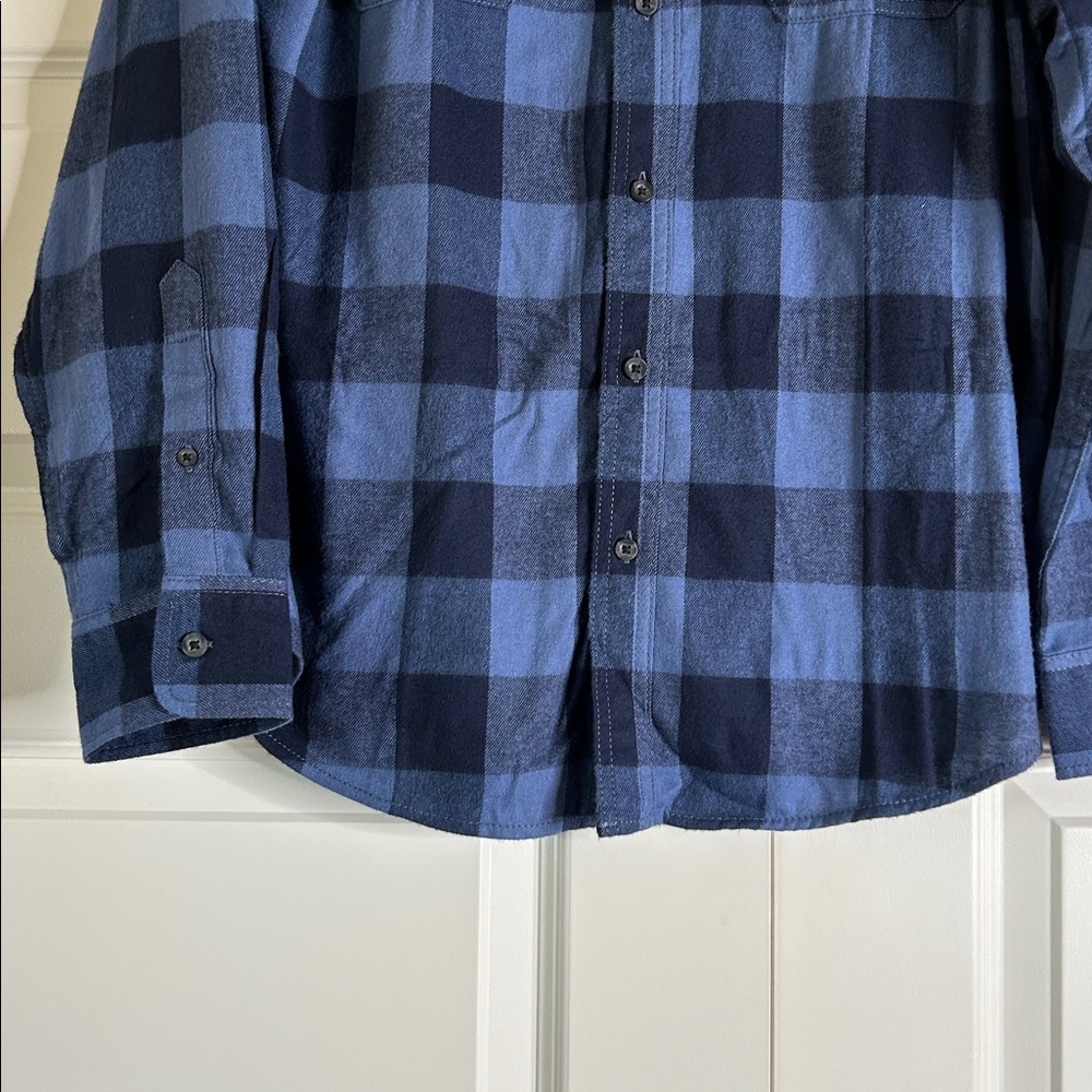 Plaid button down shirt - Picture 3 of 4